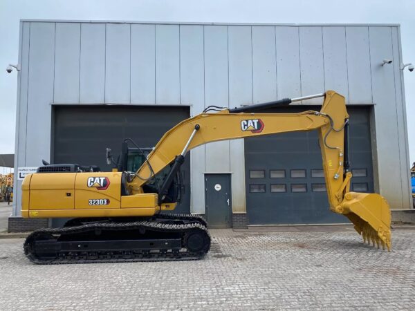 Buy Caterpillar 323D3 Excavator | New and unused - Image 5