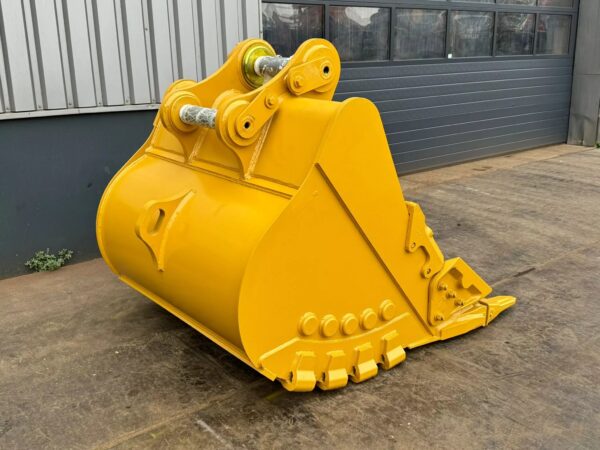 Buy CAT 336 BUCKET DB Linkage (60-IN X 1.87 -CU M,6 teeth) Attachment - Image 2