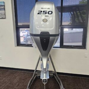 Honda 250hp Outboard iST Engine