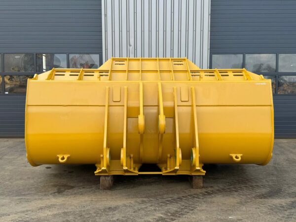 Buy CAT 988K Loader Bucket ,6.9m3,158in Attachment - Image 5