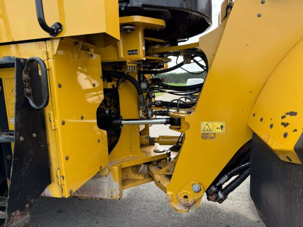 Caterpillar 980M Loader For Sale - Image 8