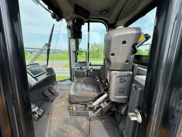 Caterpillar 980M Loader For Sale - Image 10