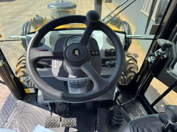 Caterpillar 424 4×4 Backhoe Loader Backhoe - Image 16