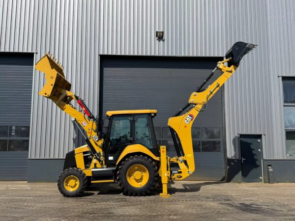 Caterpillar 424 4×4 Backhoe Loader Backhoe - Image 2