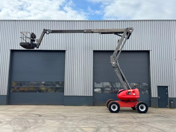 Manitou 180 ATJ Articulated boom