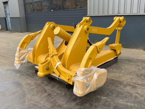 Caterpillar D6 New Gen Ripper with 1 Cylinder Attachment