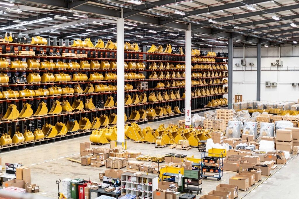 AUTO PARTS WORLD