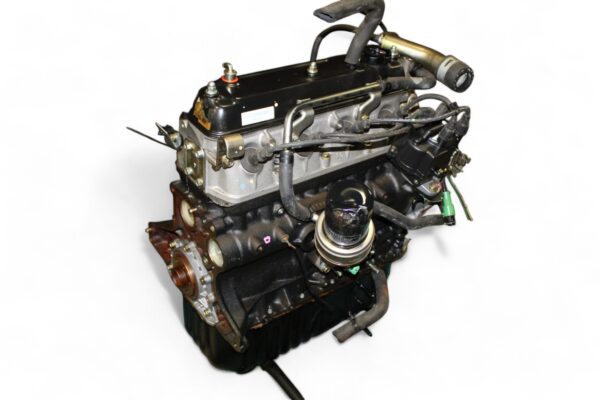 Toyota I4 2.2L OHV 8-Valve Engine JDM 4Y - Image 9